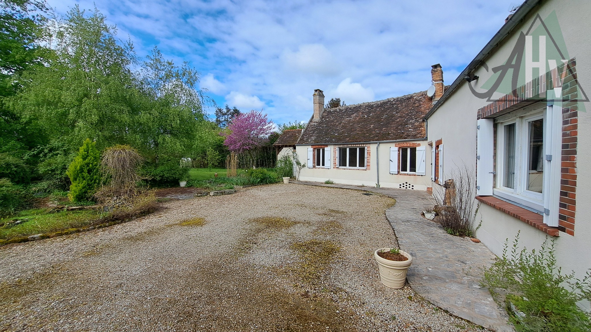 Vente Maison à Villeneuve-la-Guyard 8 pièces