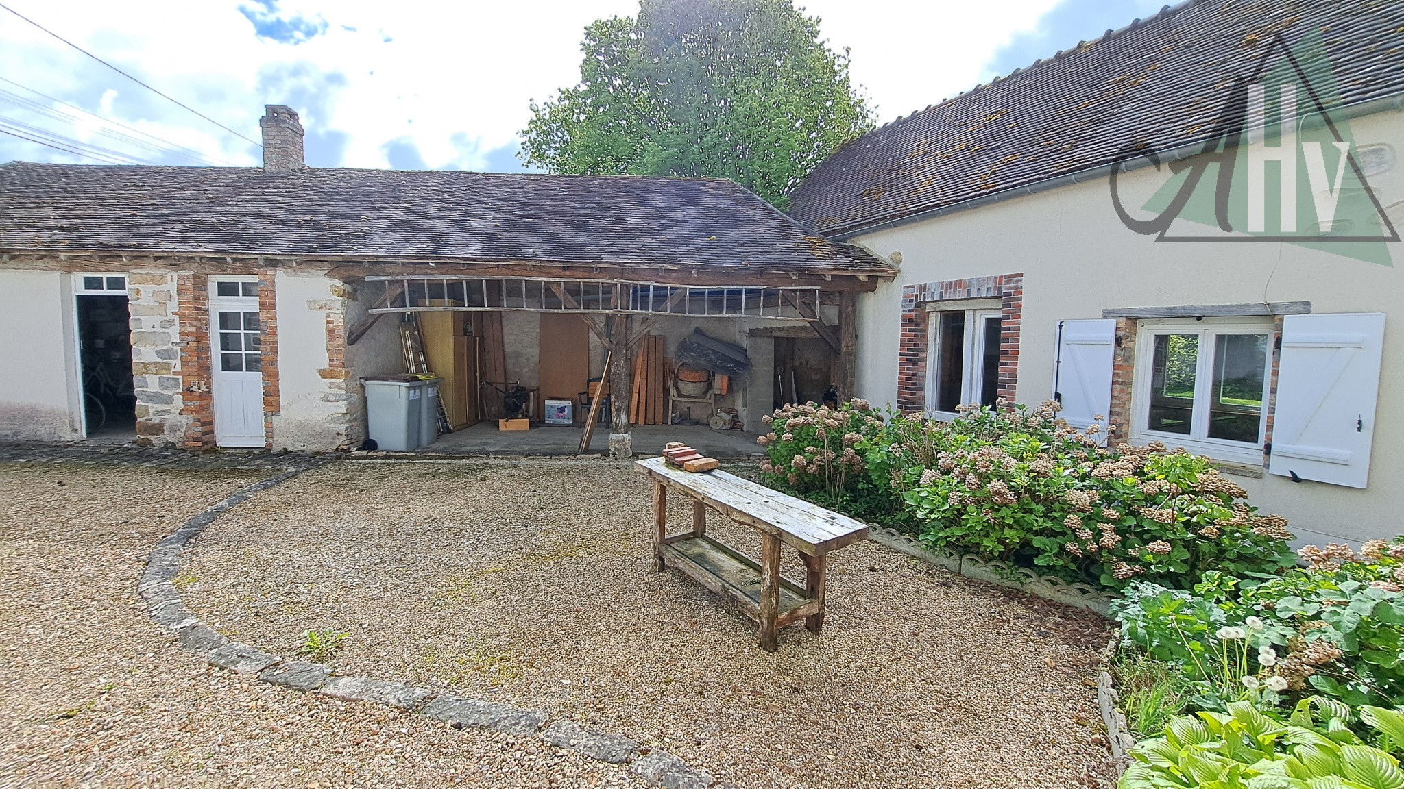 Vente Maison à Villeneuve-la-Guyard 8 pièces