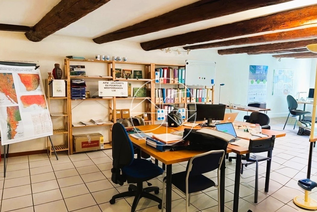 Vente Bureau / Commerce à Marseille 2e arrondissement 2 pièces