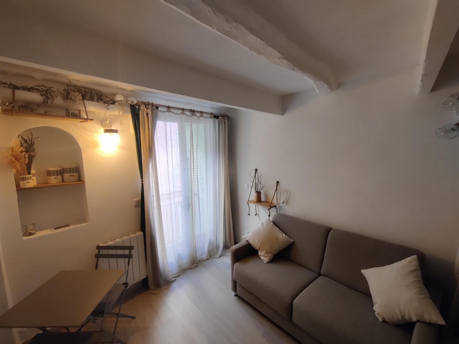 Location Appartement à Menton 1 pièce