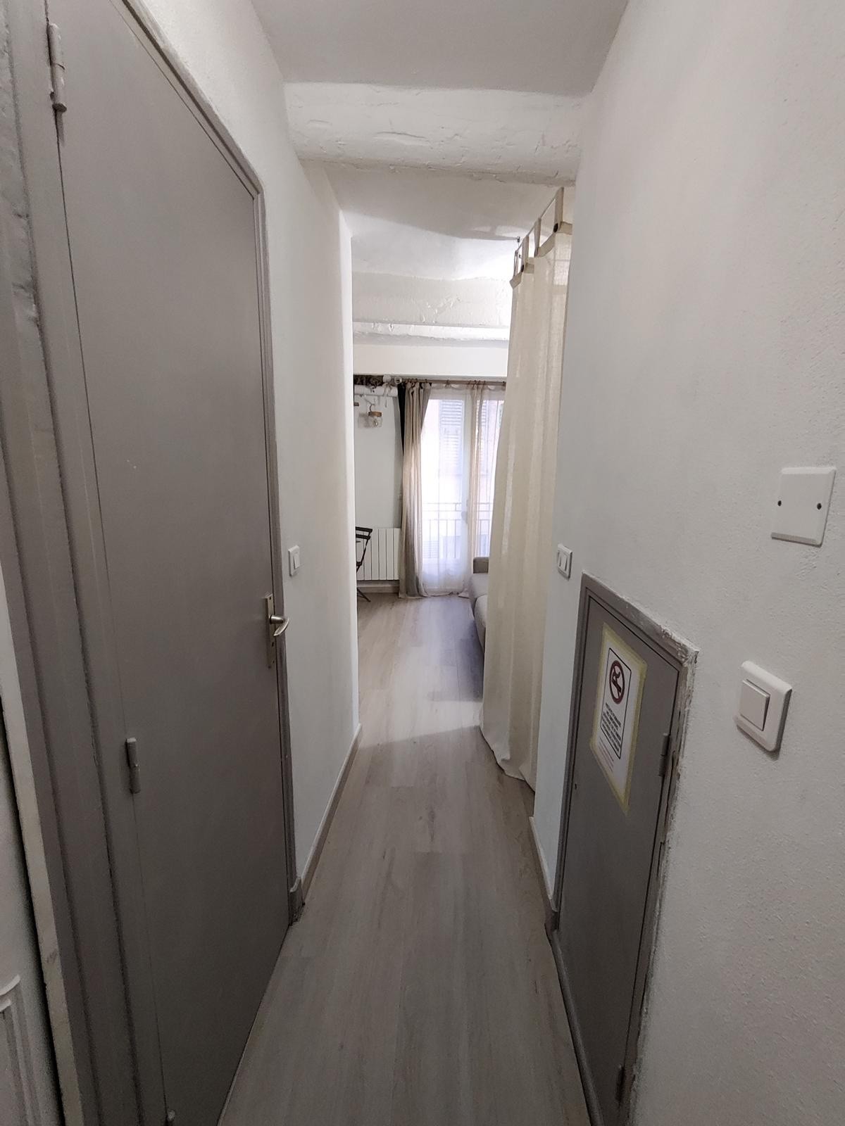 Location Appartement à Menton 1 pièce