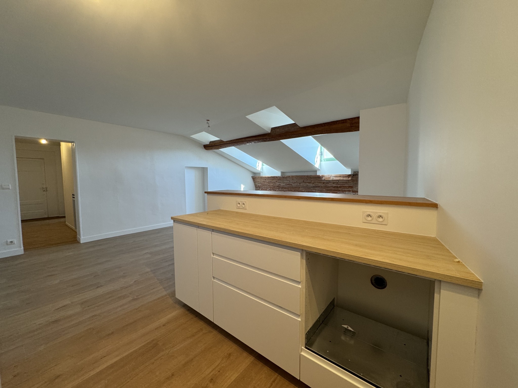 Location Appartement à Toulouse 5 pièces