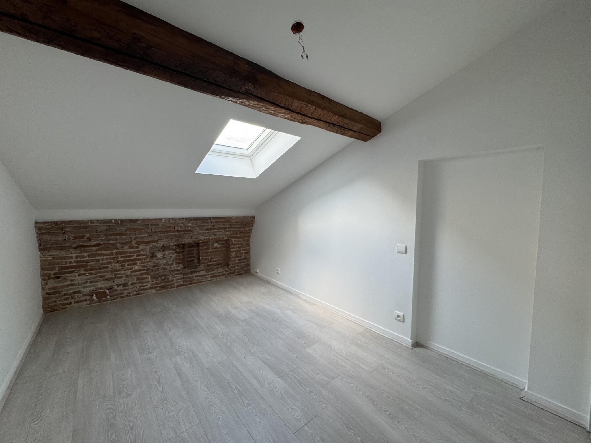 Location Appartement à Toulouse 5 pièces