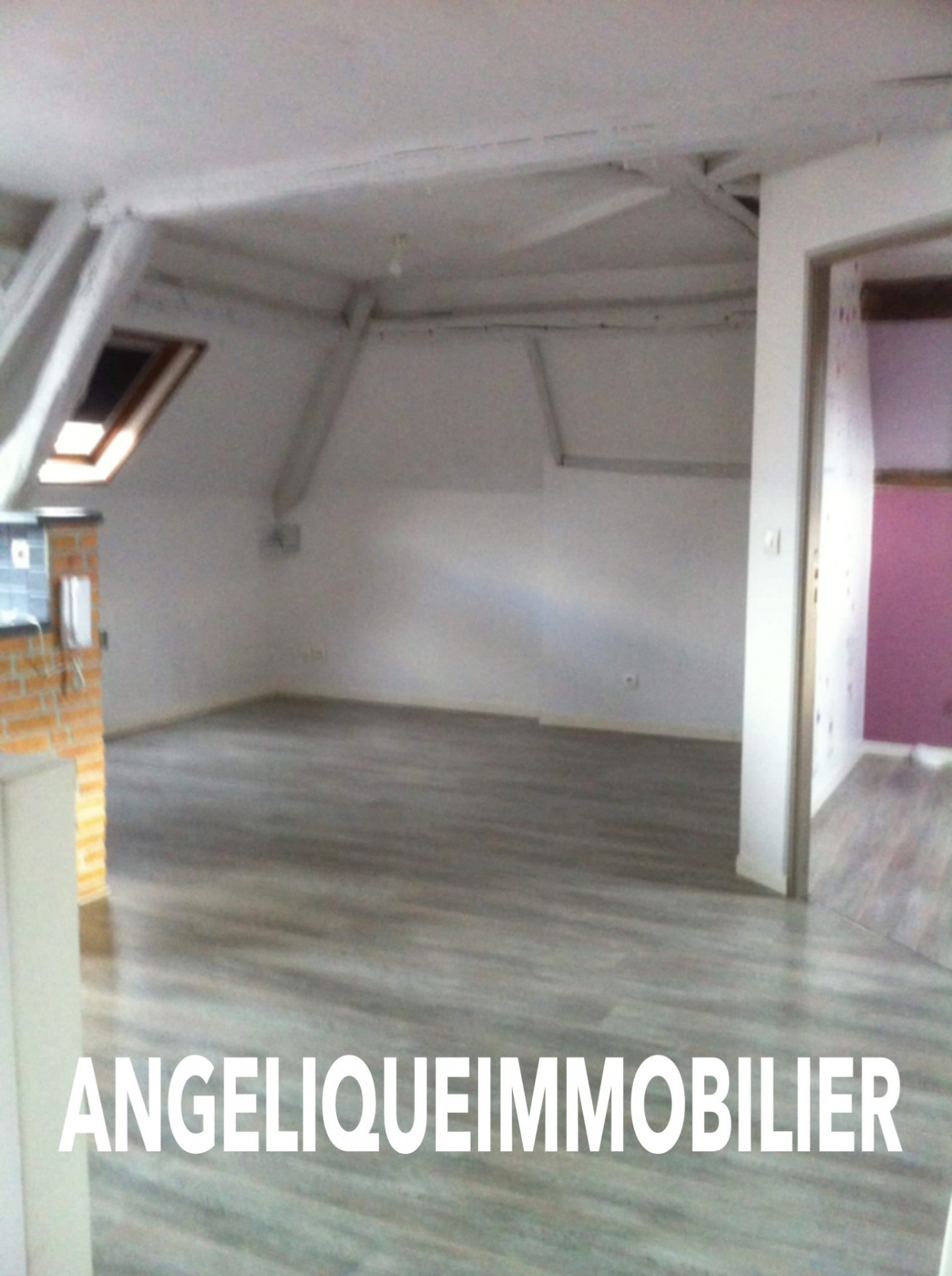 Vente Bureau / Commerce à Noailles 0 pièce