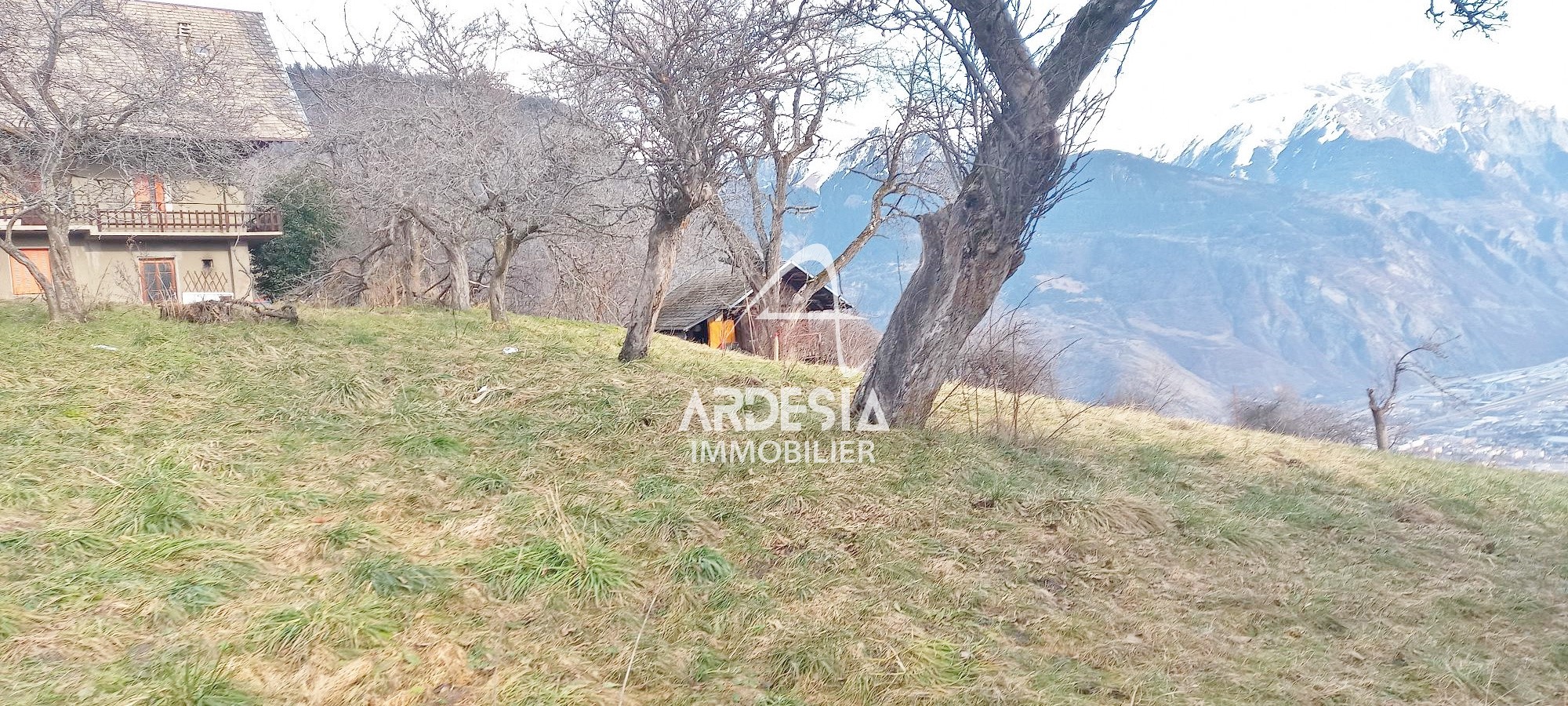 Vente Terrain à Jarrier 0 pièce