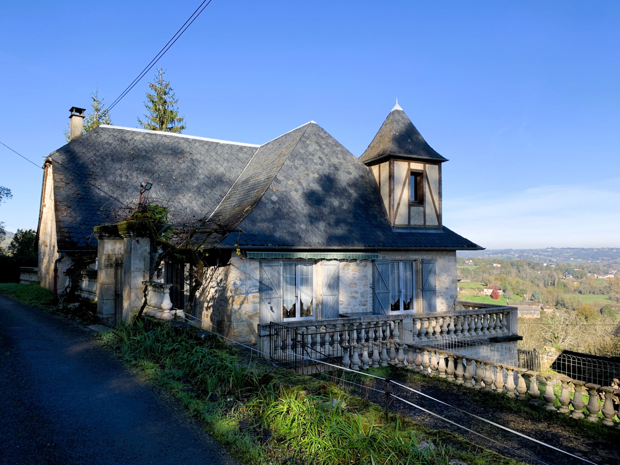 Vente Maison à Saint-Cernin-de-Larche 6 pièces