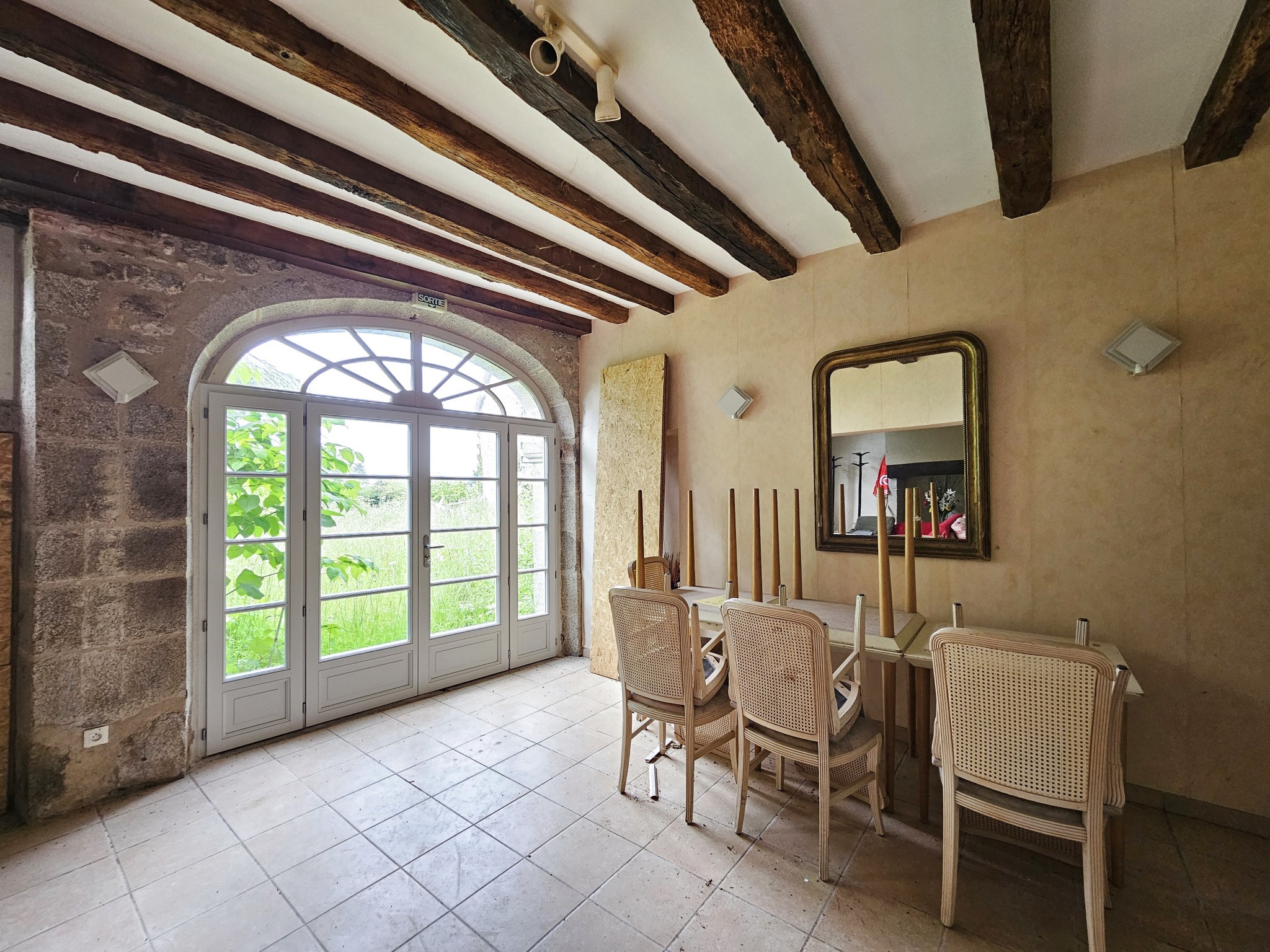 Vente Maison à Bénévent-l'Abbaye 25 pièces