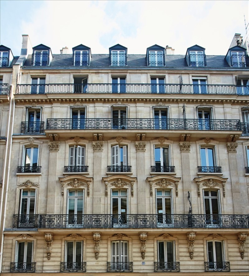 Location Bureau / Commerce à Paris Élysée  8e arrondissement 0 pièce