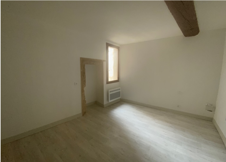 Location Appartement à Sommières 2 pièces