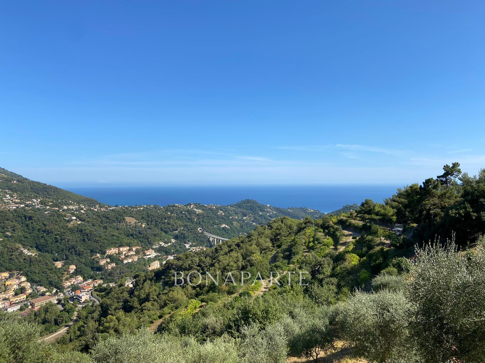 Vente Terrain à Menton 0 pièce