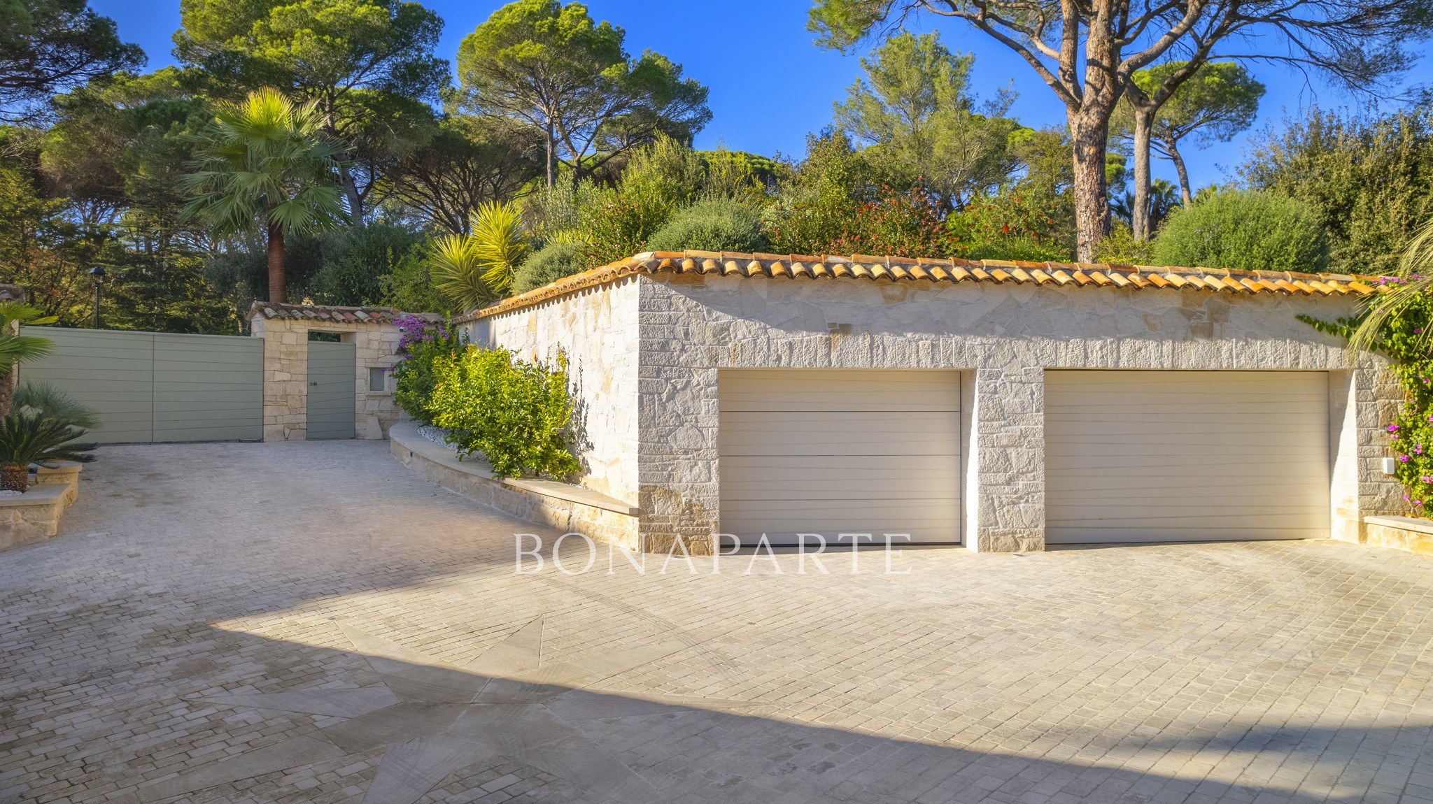 Vente Maison à Saint-Raphaël 8 pièces