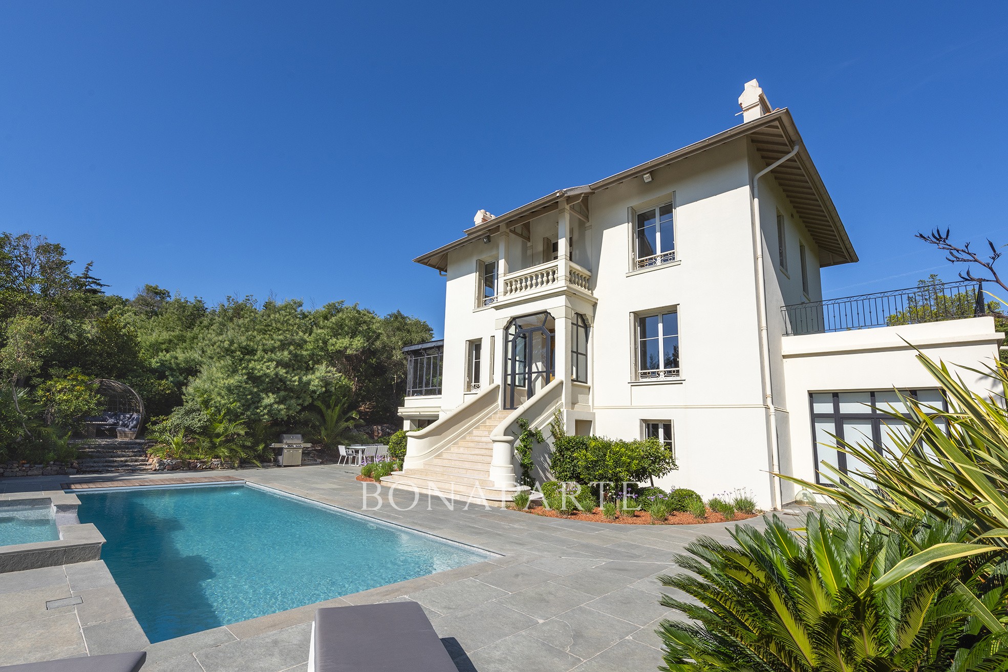 Vente Maison à Saint-Raphaël 9 pièces