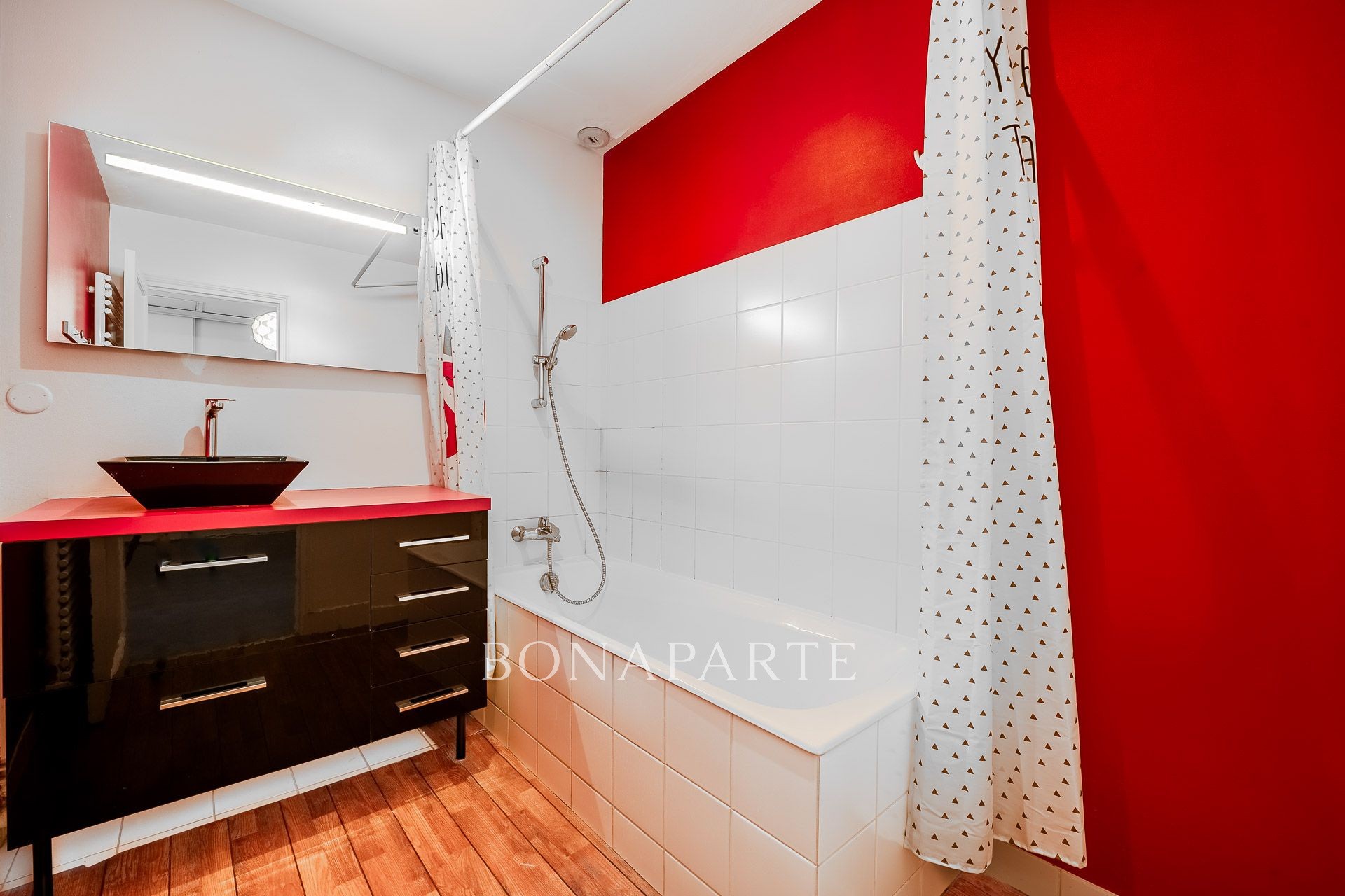 Vente Appartement à Asnières-sur-Seine 6 pièces