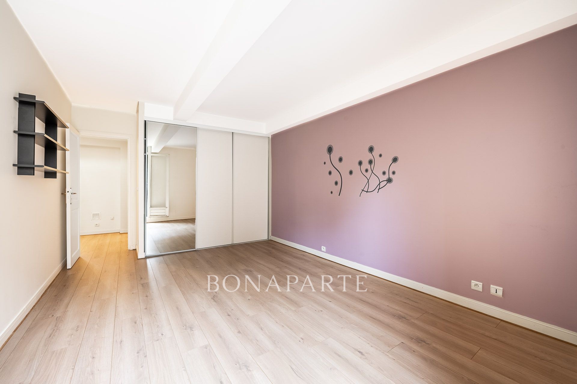 Vente Appartement à Asnières-sur-Seine 6 pièces