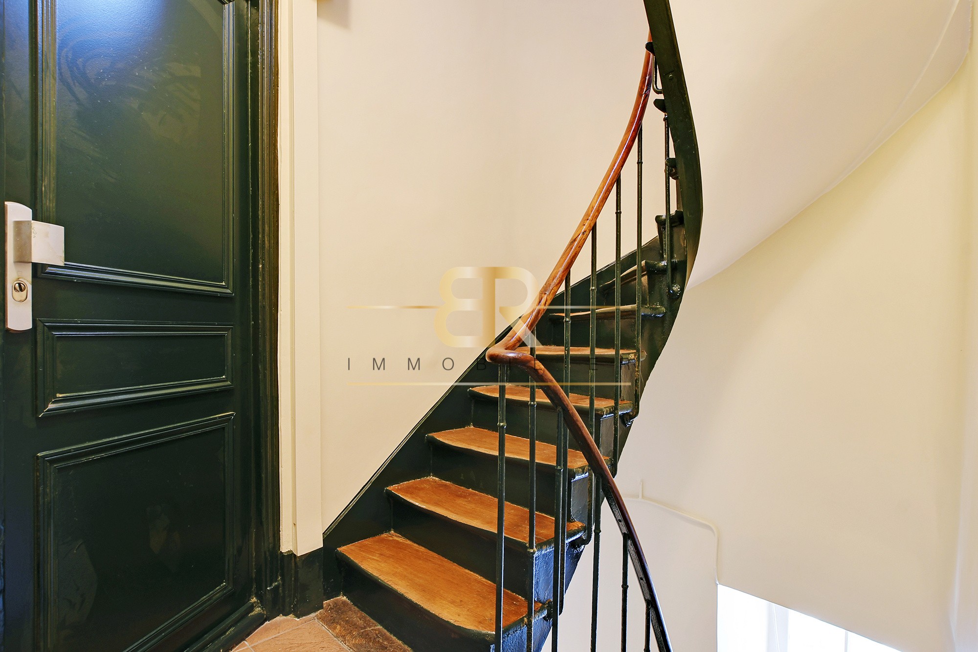 Vente Appartement à Paris Butte-Montmartre 18e arrondissement 1 pièce