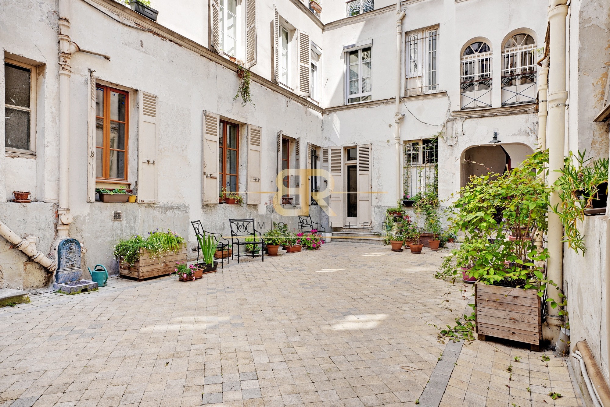 Vente Appartement à Paris Butte-Montmartre 18e arrondissement 2 pièces