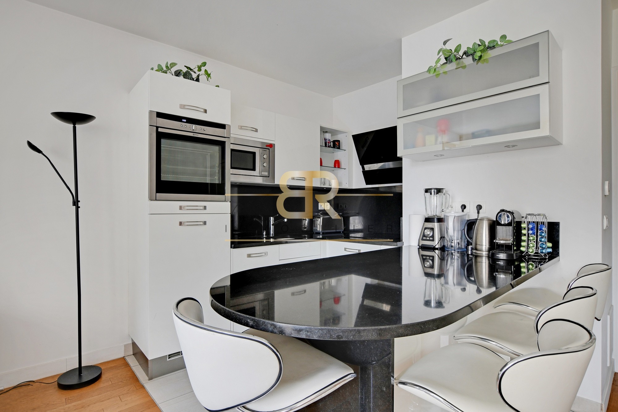 Vente Appartement à Paris Vaugirard 15e arrondissement 3 pièces