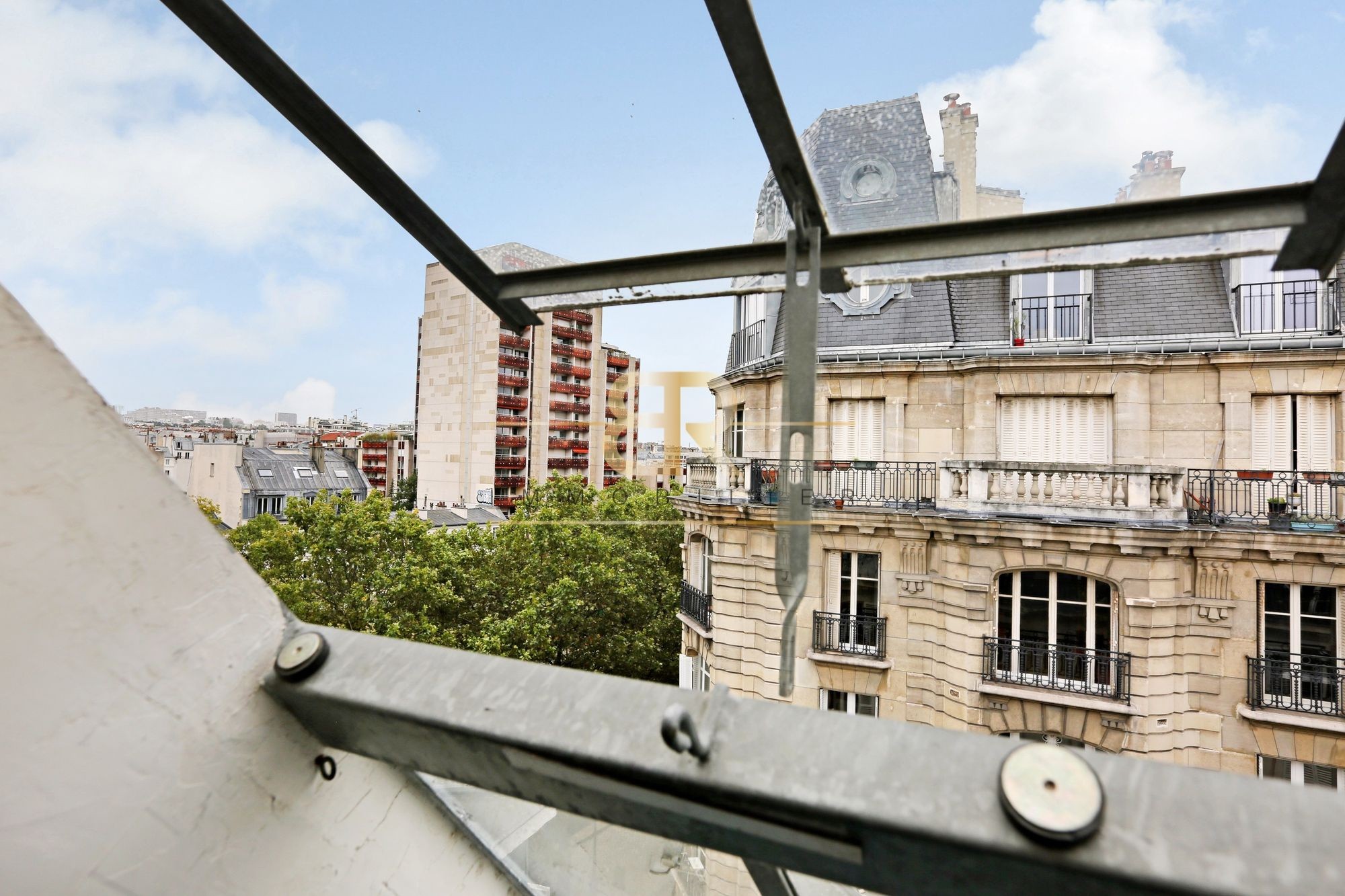 Vente Appartement à Paris Entrepôt 10e arrondissement 1 pièce