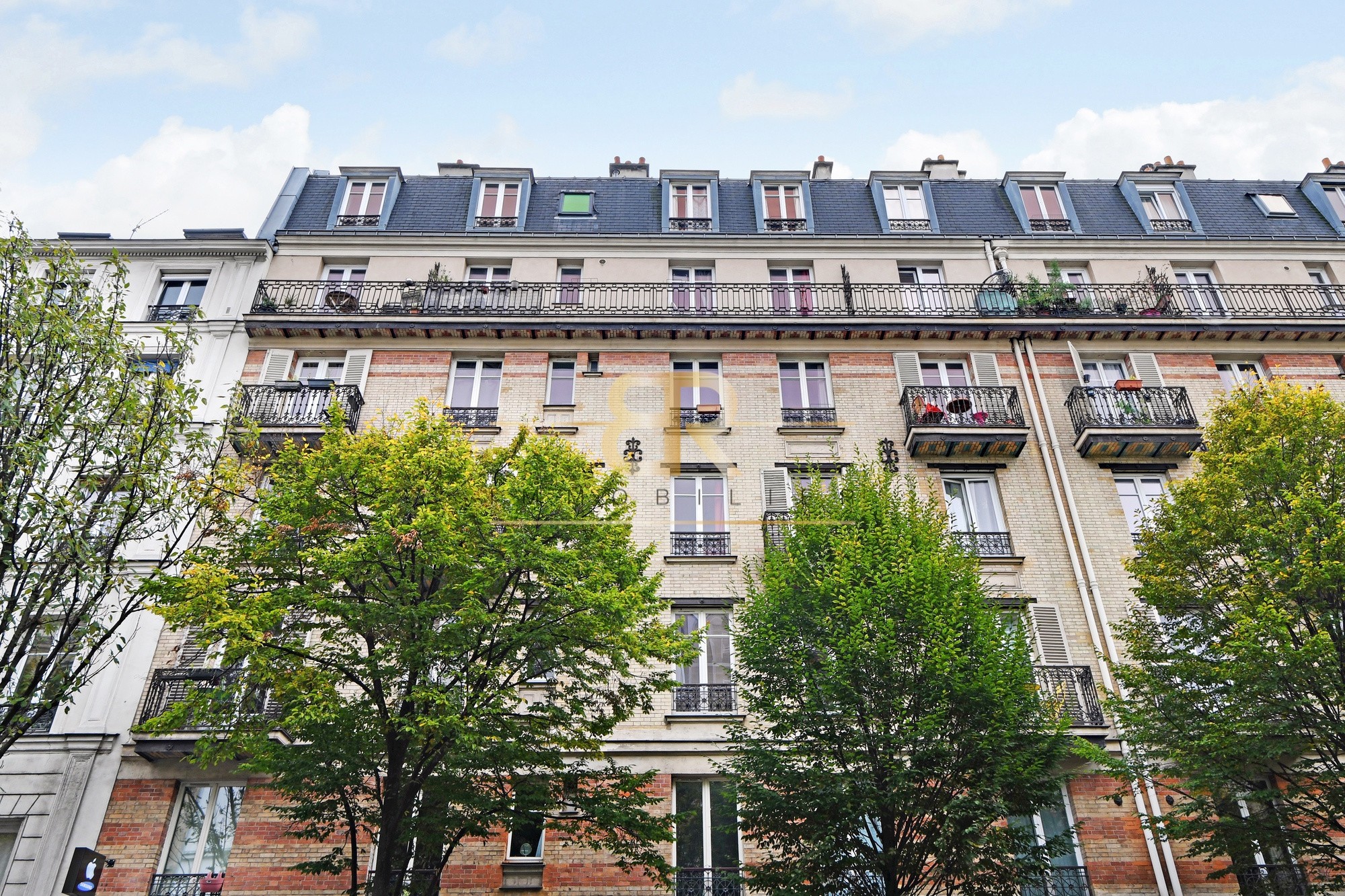 Vente Appartement à Paris Entrepôt 10e arrondissement 3 pièces