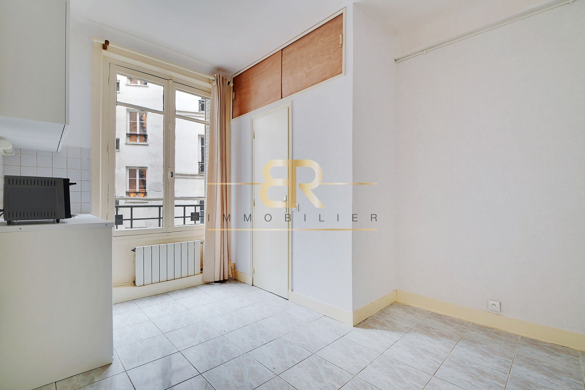 Vente Appartement à Paris Butte-Montmartre 18e arrondissement 1 pièce