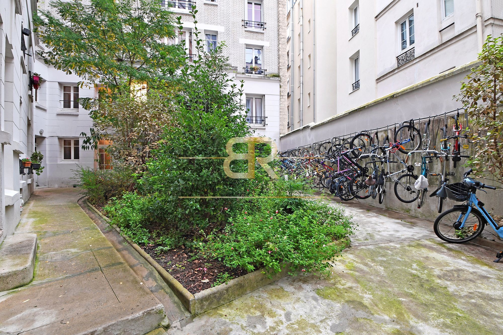 Vente Appartement à Paris Butte-Montmartre 18e arrondissement 1 pièce