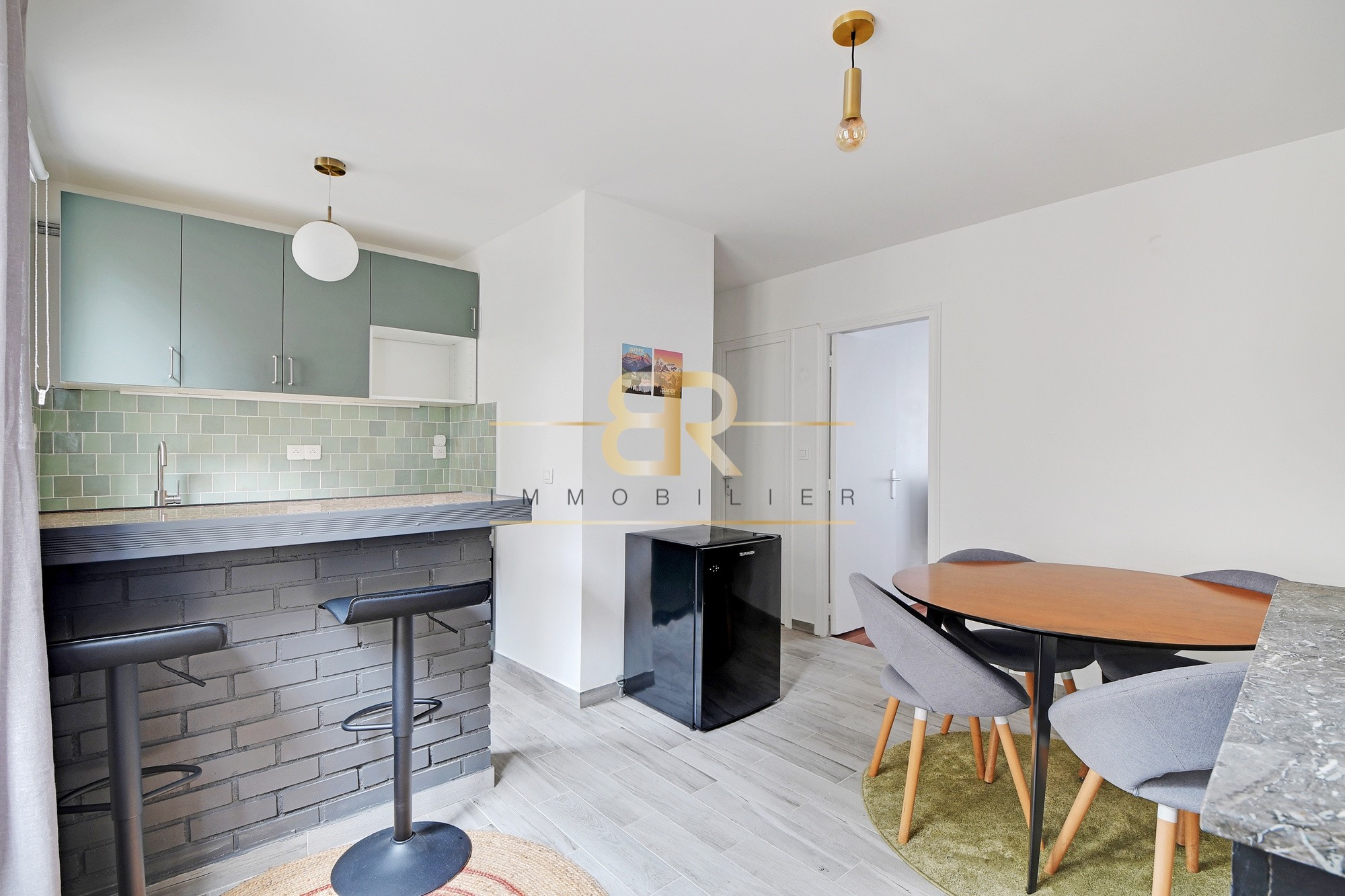 Vente Appartement à Paris Batignolles-Monceaux 17e arrondissement 3 pièces