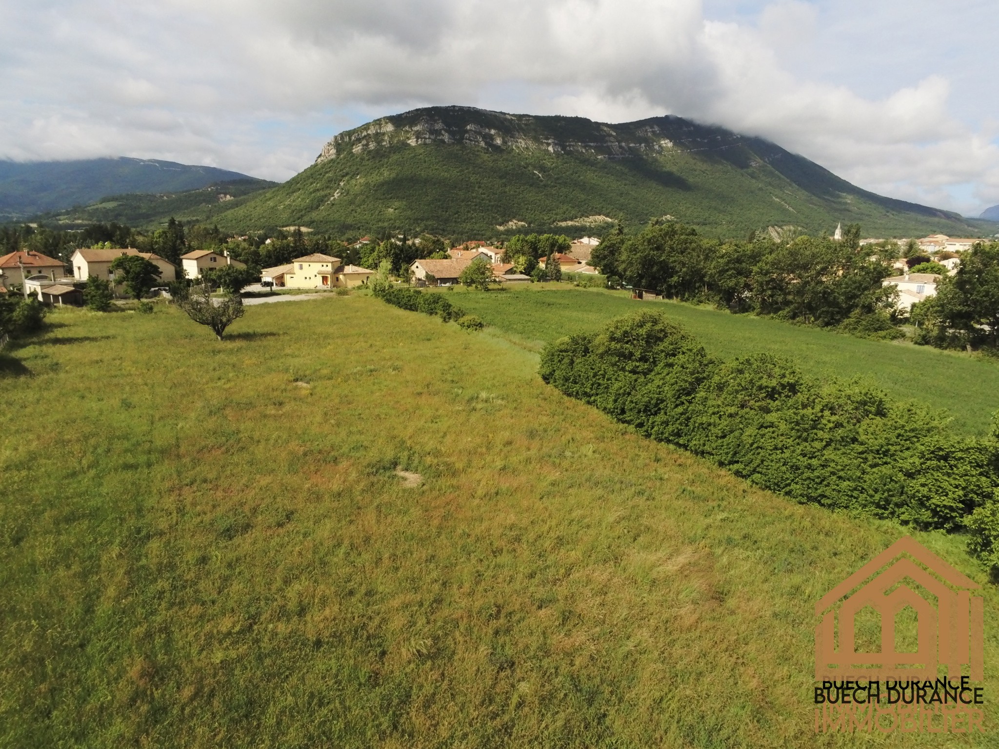 Vente Terrain à Laragne-Montéglin 0 pièce