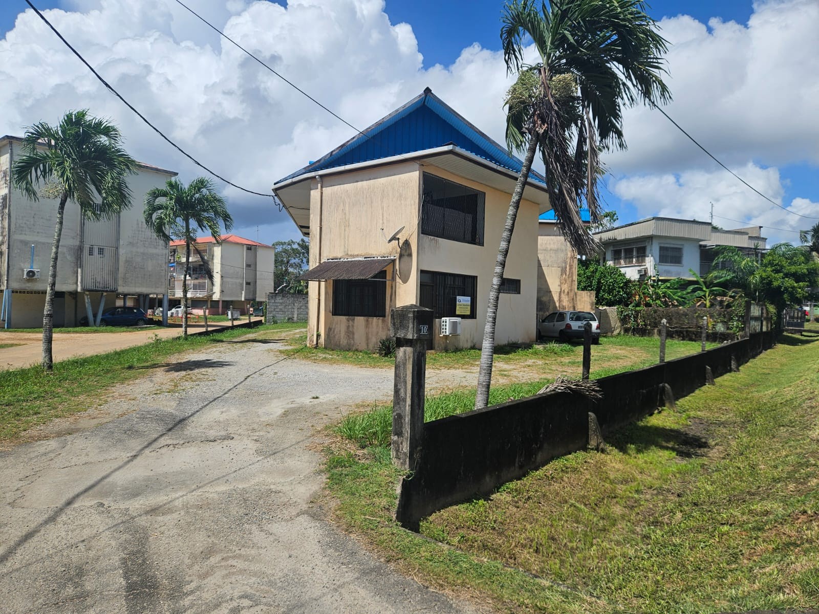 Vente Bureau / Commerce à Cayenne 0 pièce