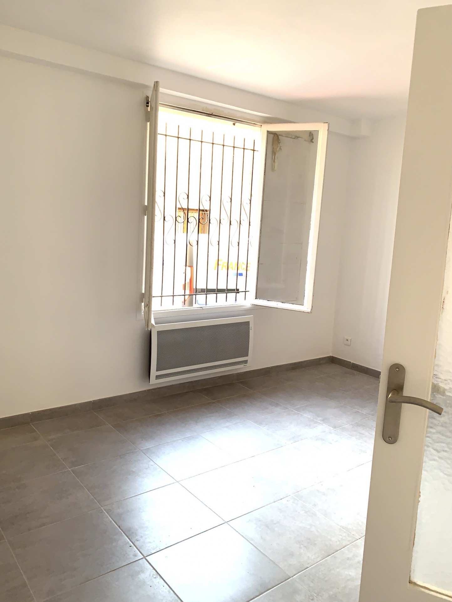 Location Appartement à Marseille 3e arrondissement 2 pièces