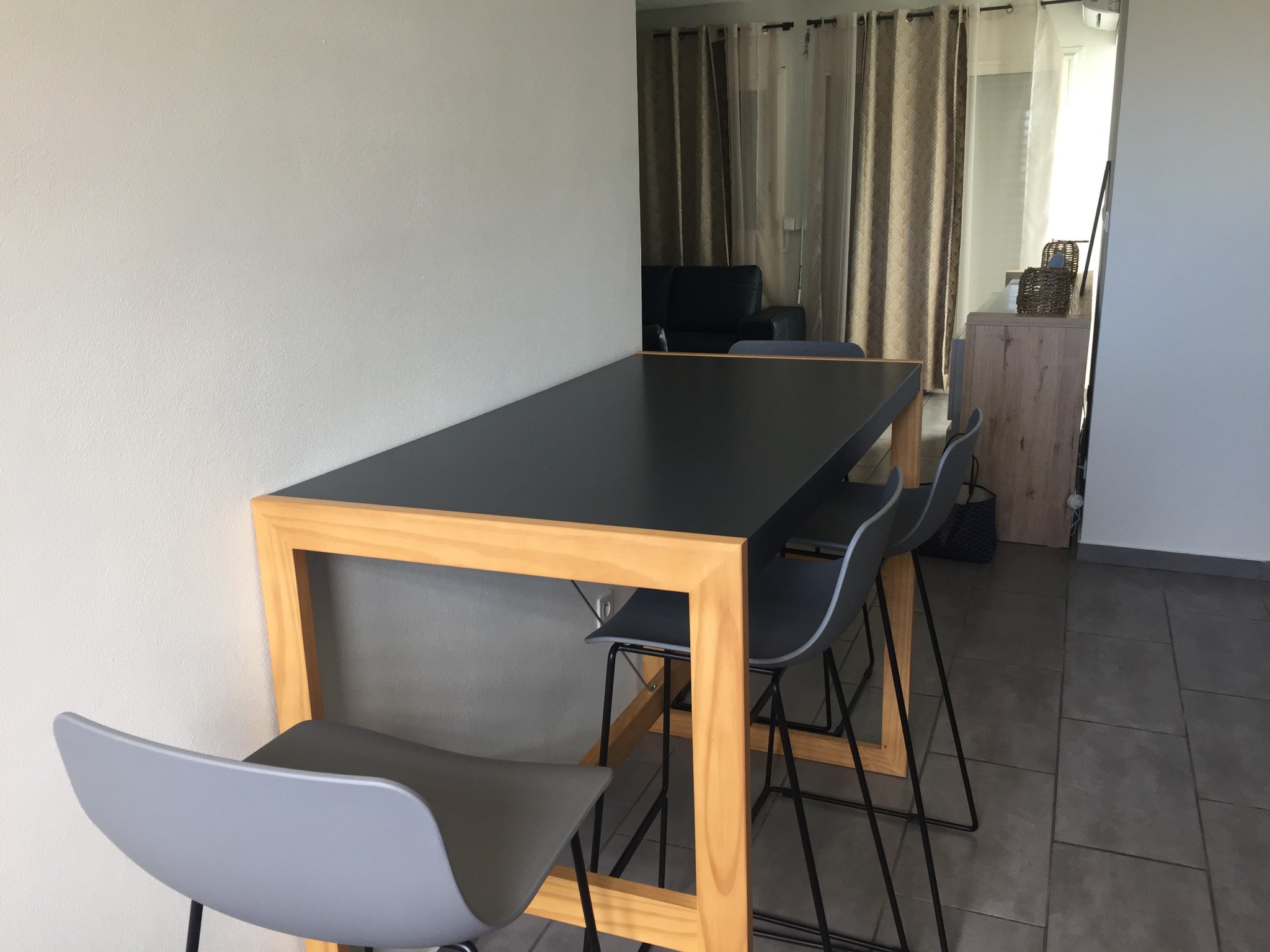 Vente Bureau / Commerce à Saint-Pierre 4 pièces