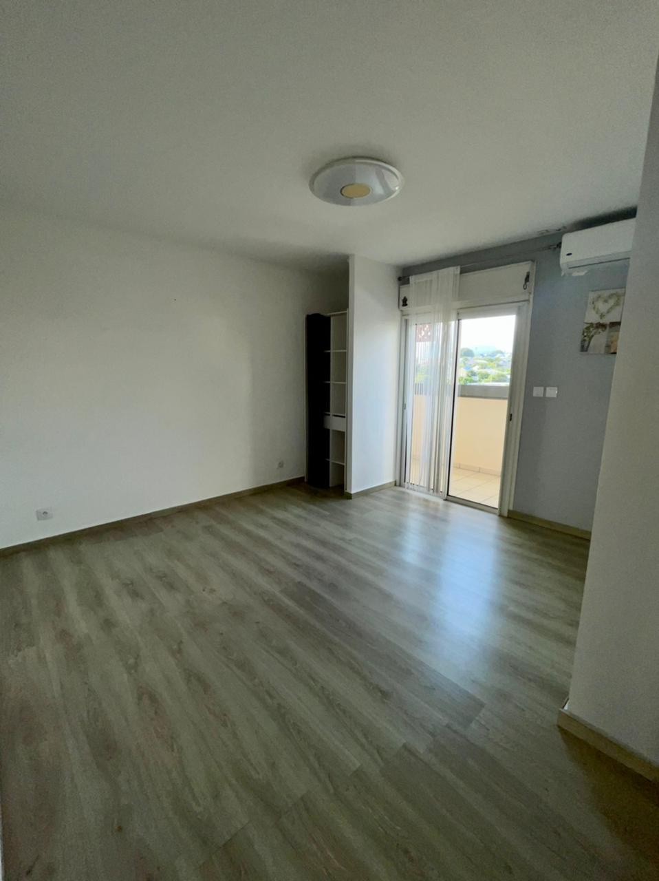 Vente Appartement à Saint-Pierre 4 pièces