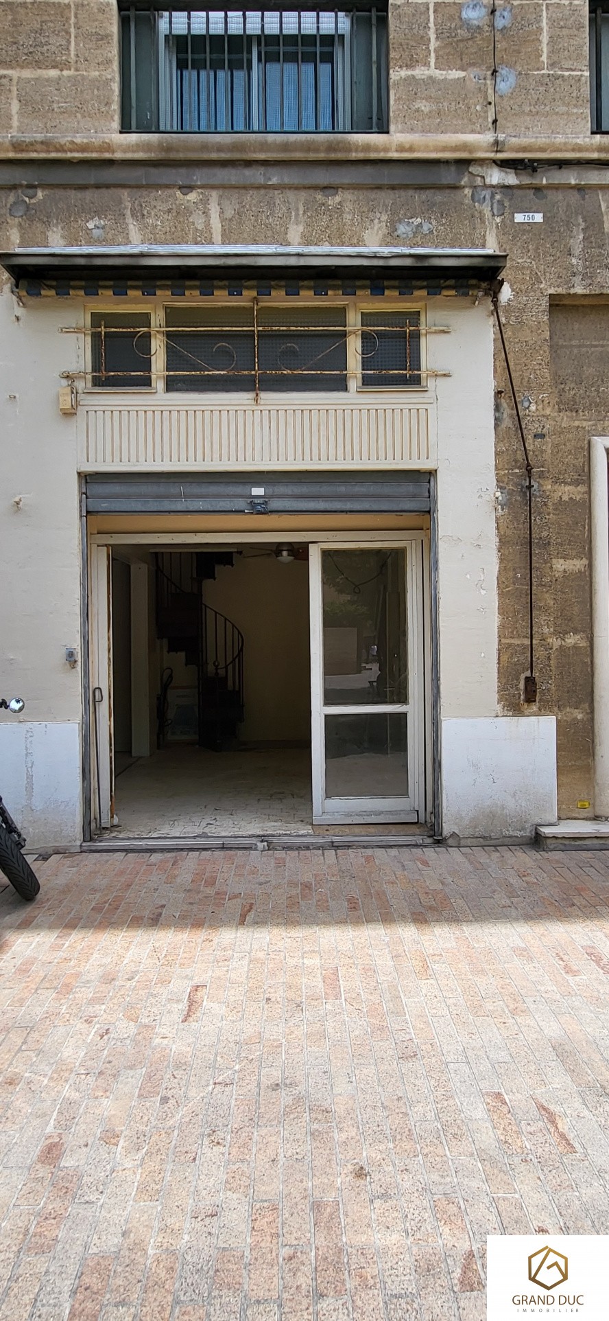 Vente Bureau / Commerce à Marseille 2e arrondissement 0 pièce