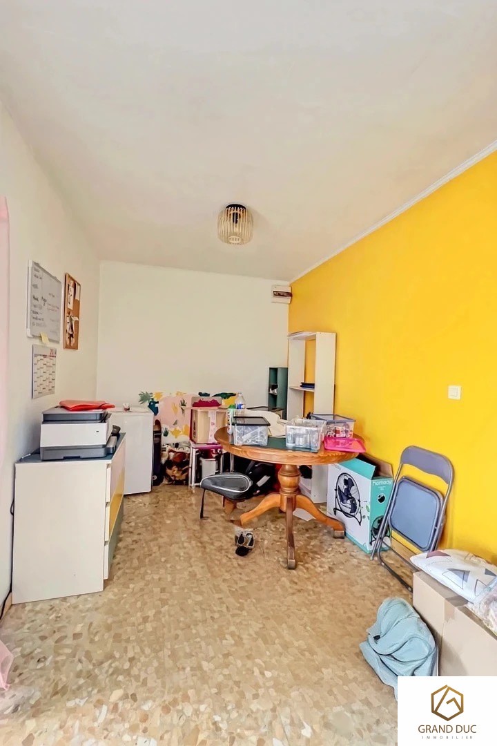 Location Bureau / Commerce à Marseille 4e arrondissement 0 pièce