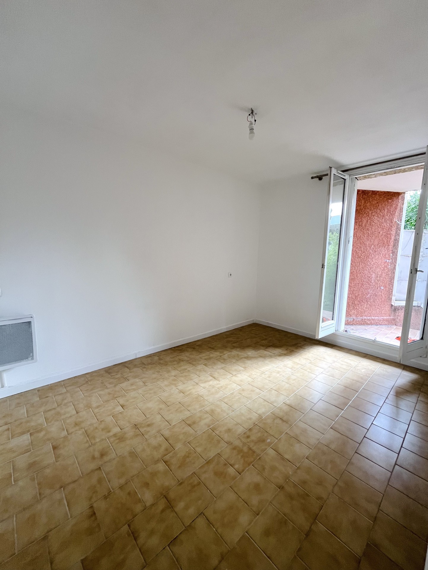 Vente Appartement à Marseille 15e arrondissement 3 pièces