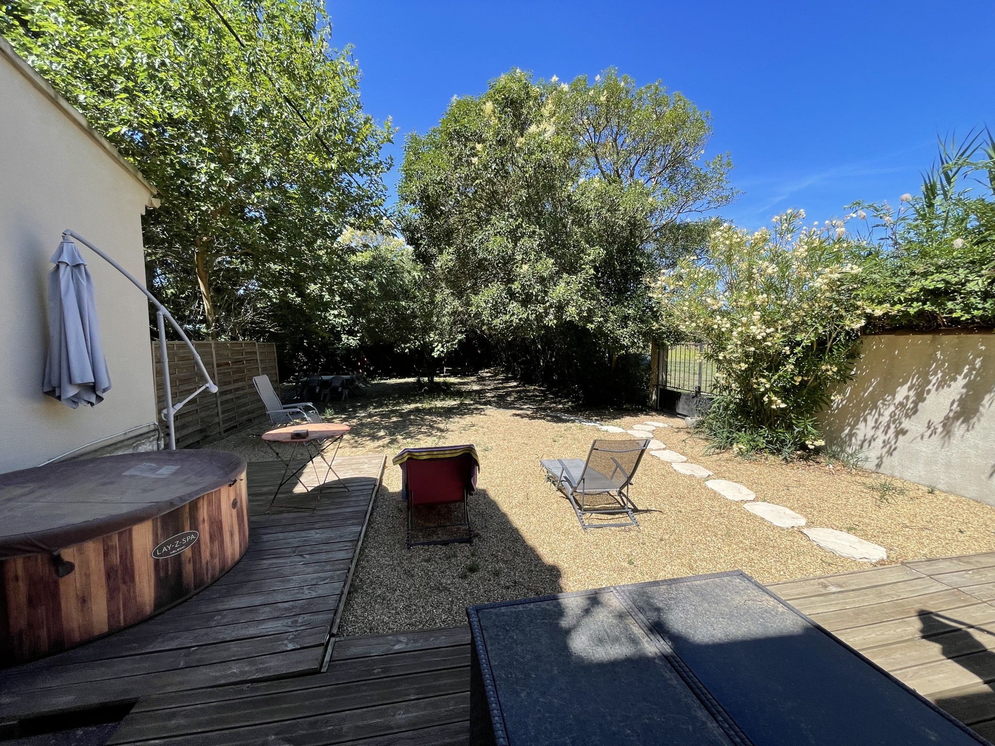 Vente Maison à Entraigues-sur-la-Sorgue 7 pièces