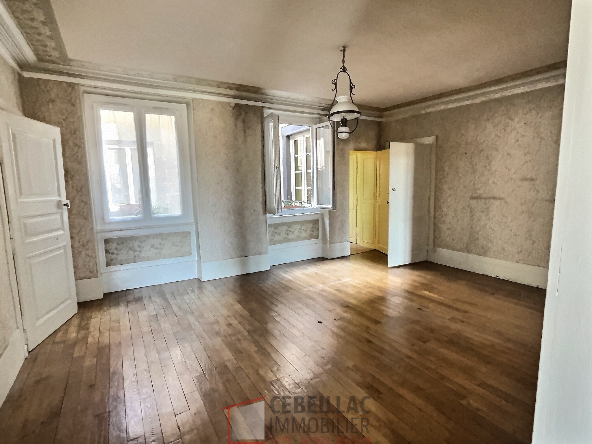 Vente Appartement à Clermont-Ferrand 6 pièces