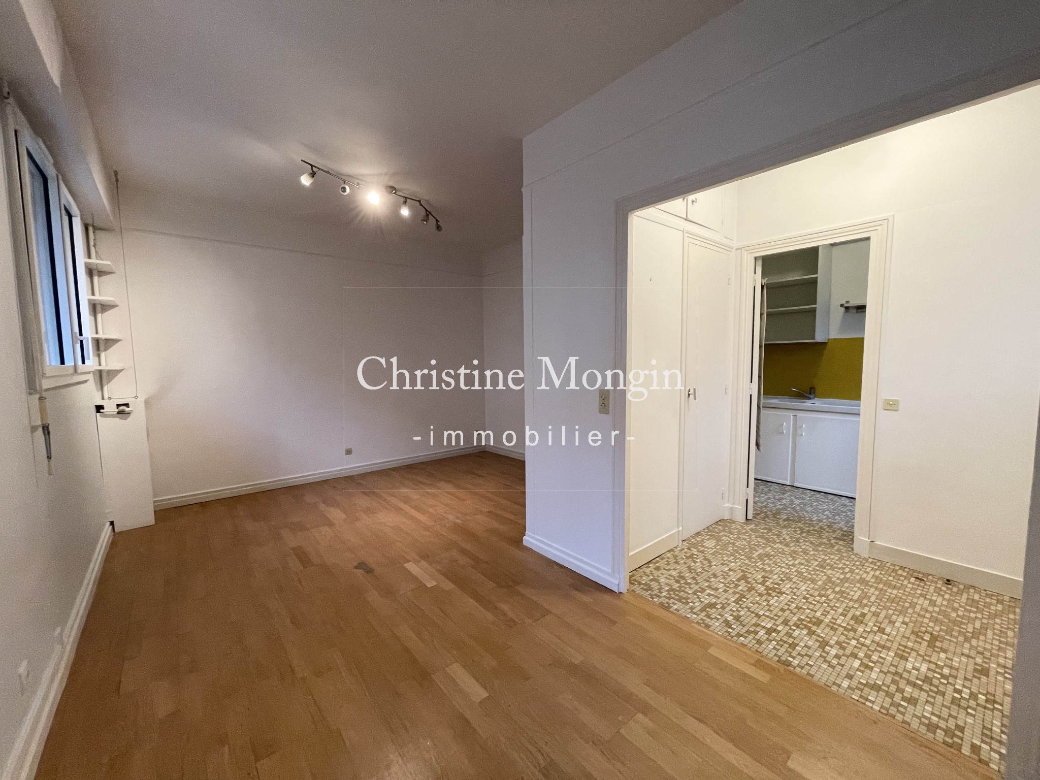 Location Appartement à Neuilly-sur-Seine 1 pièce