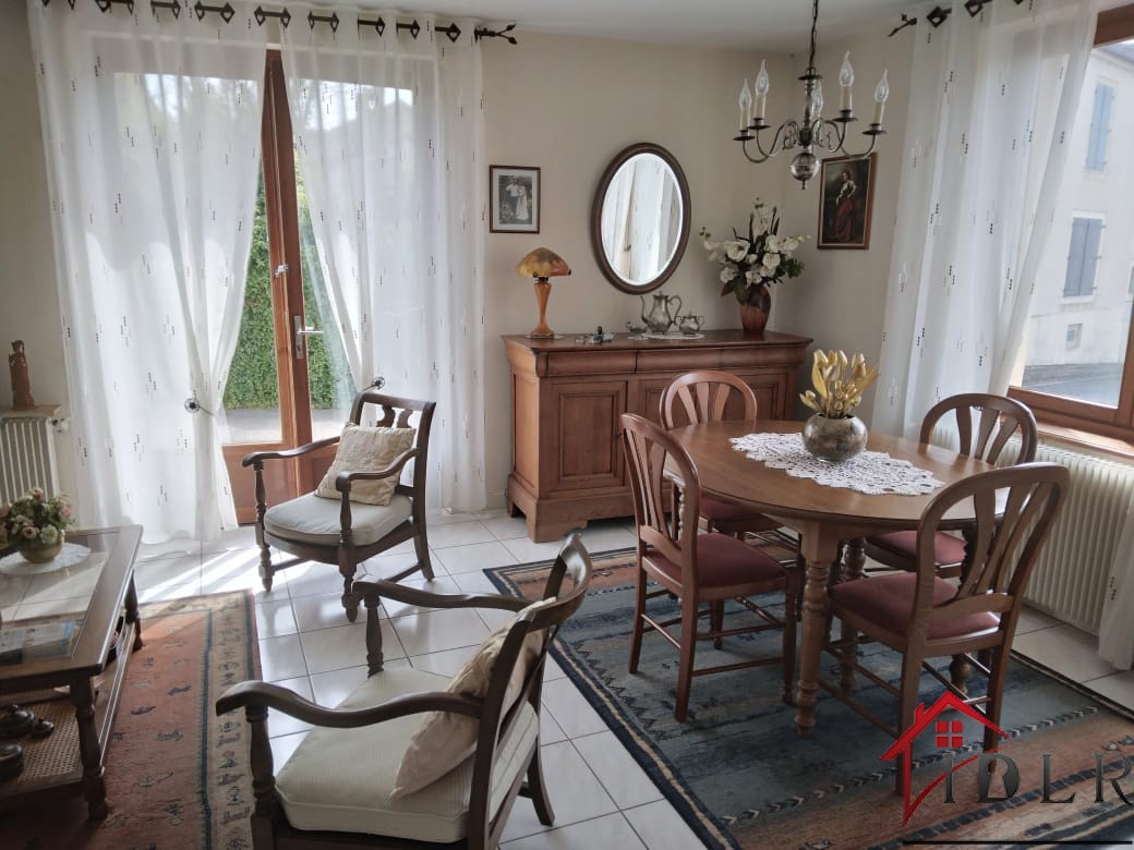 Vente Maison à Laferté-sur-Amance 10 pièces