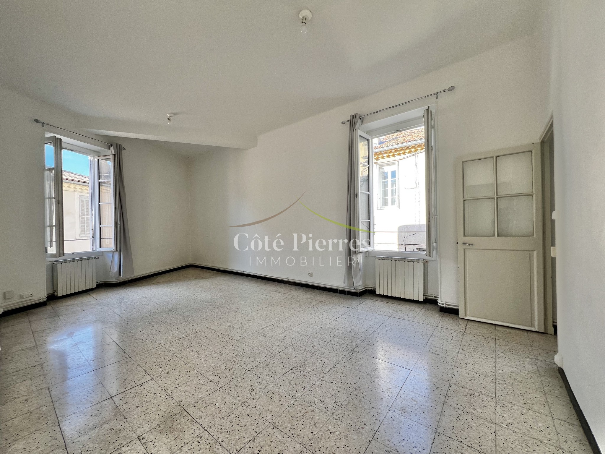 Location Appartement à Nîmes 5 pièces