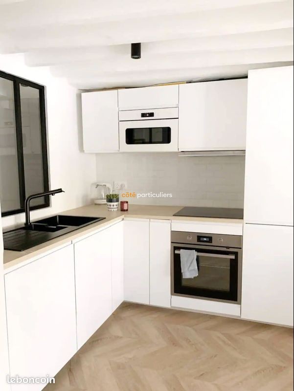 Vente Appartement à Paris Buttes-Chaumont 19e arrondissement 2 pièces