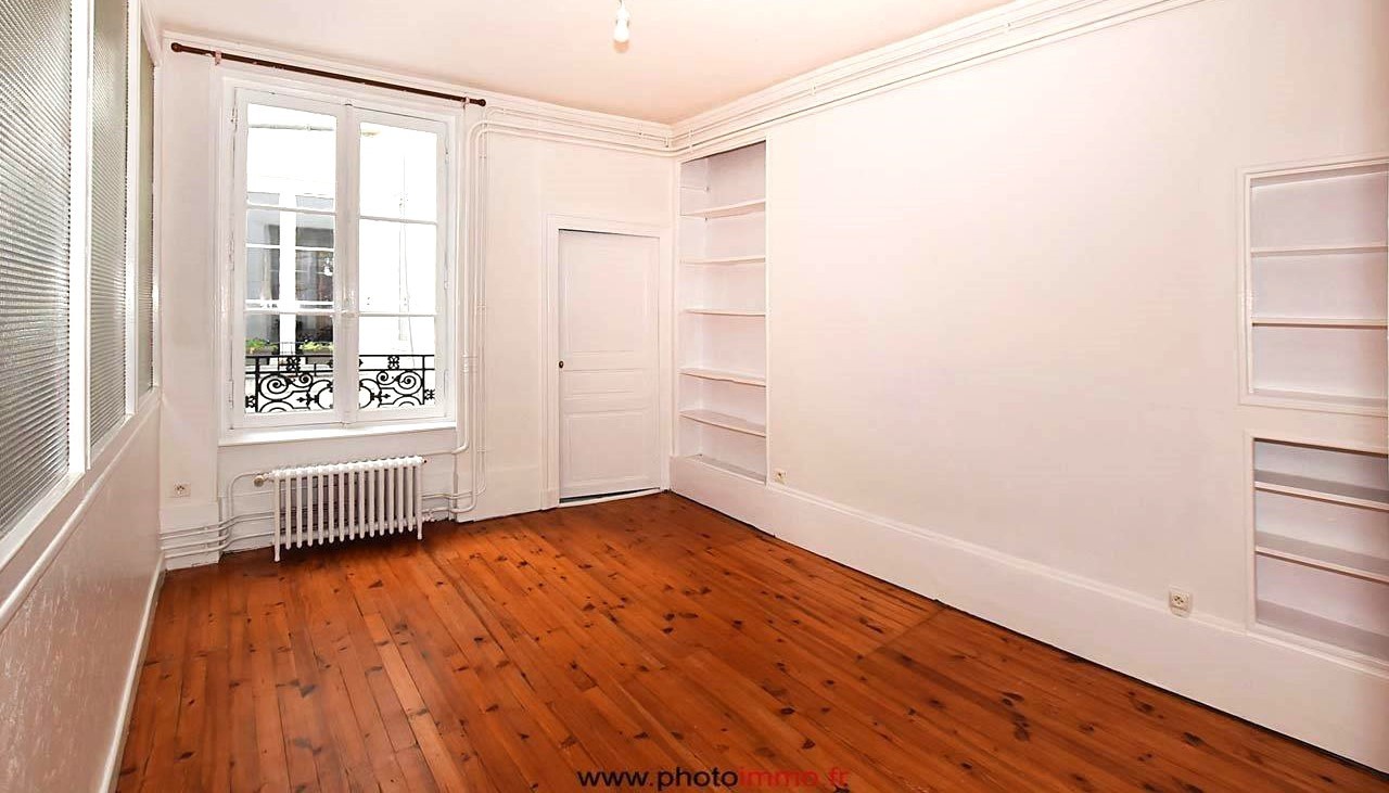 Vente Appartement à Clermont-Ferrand 6 pièces