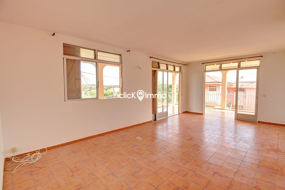 Location Appartement à Lamentin 4 pièces