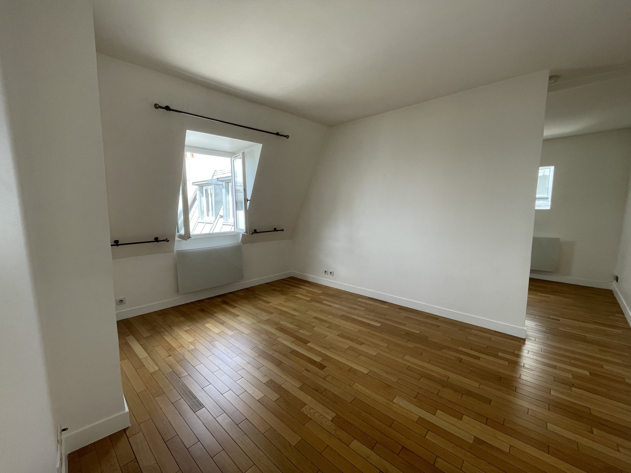 Location Appartement à Paris Opéra 9e arrondissement 3 pièces