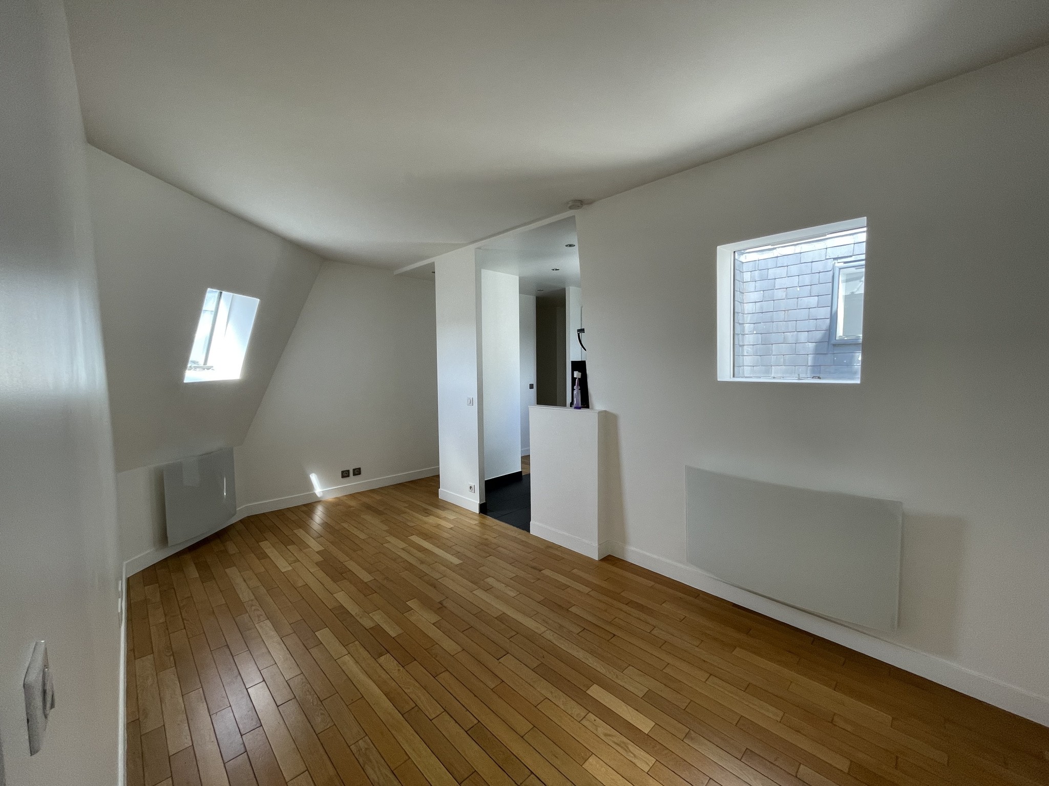 Location Appartement à Paris Opéra 9e arrondissement 3 pièces