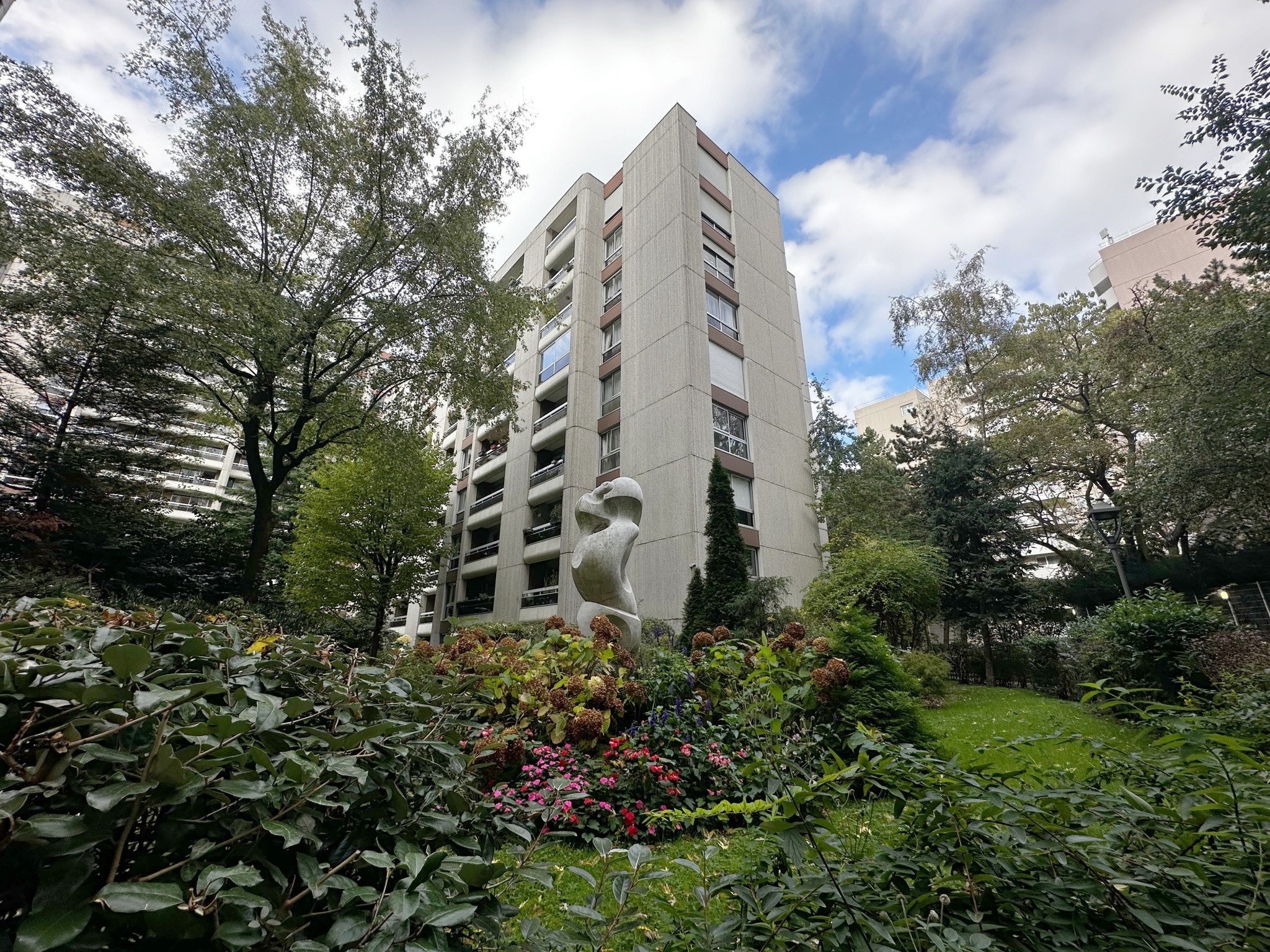 Vente Appartement à Paris Buttes-Chaumont 19e arrondissement 3 pièces