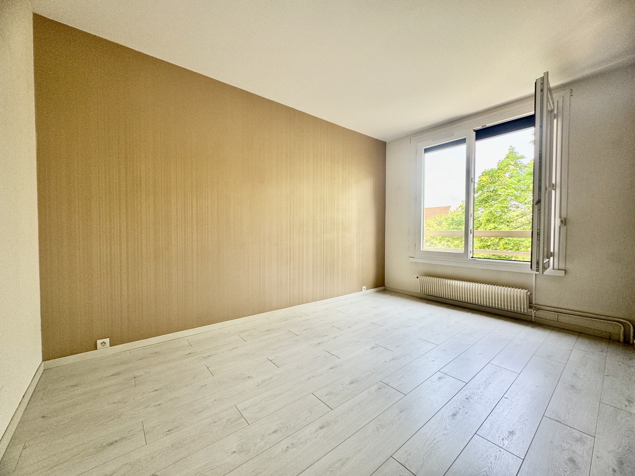 Vente Appartement à Mantes-la-Ville 3 pièces