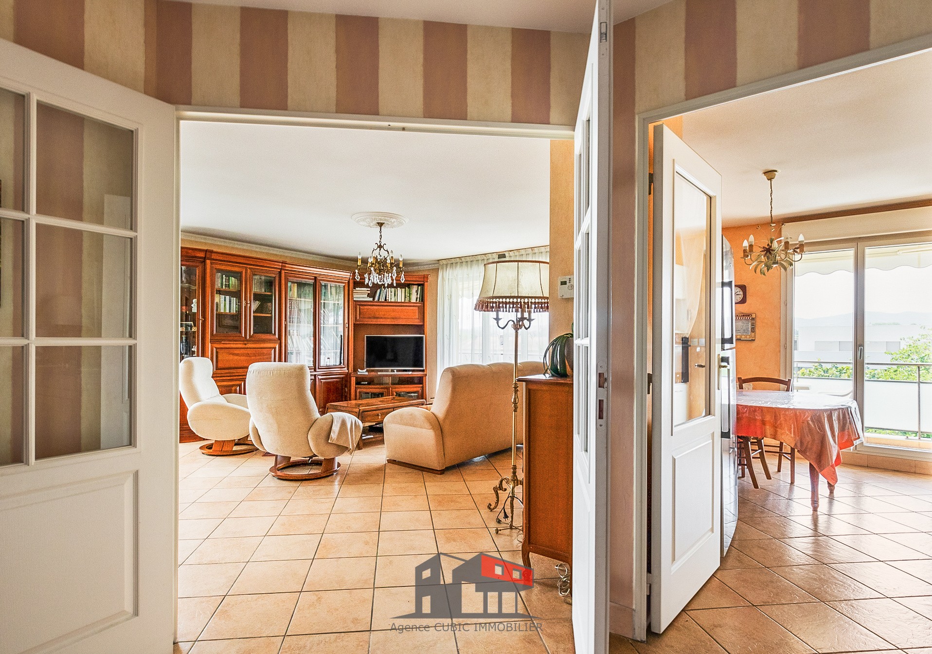 Vente Appartement à Villefranche-sur-Saône 5 pièces