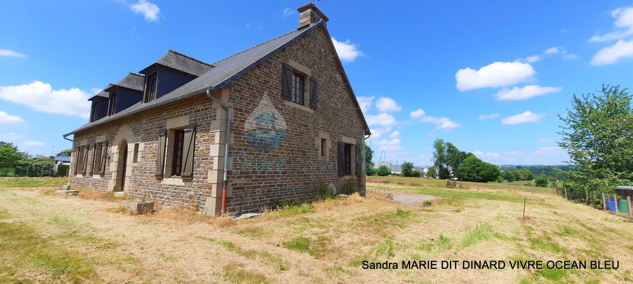 Vente Maison à Saint-Hilaire-du-Harcouët 7 pièces