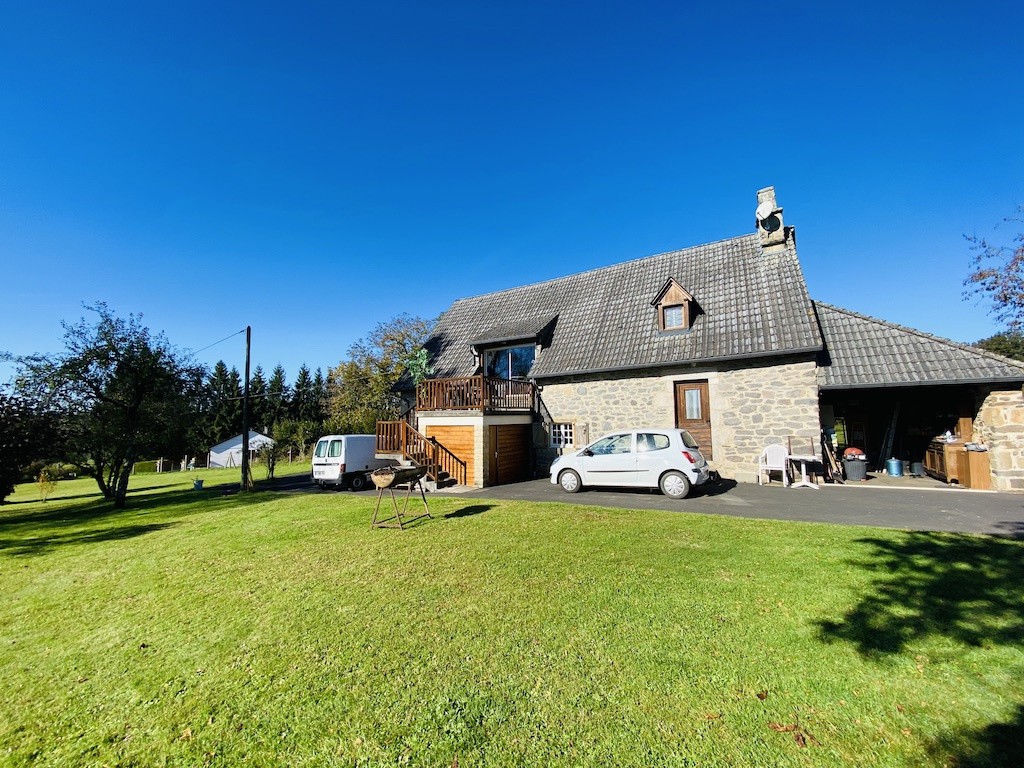 Vente Maison à Rilhac-Xaintrie 7 pièces