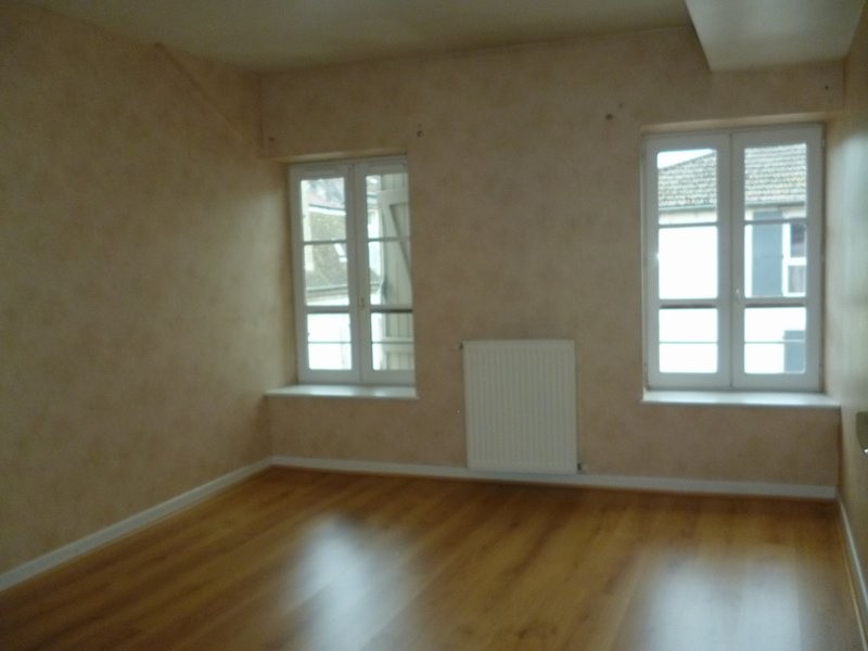 Location Appartement à Verdun-sur-le-Doubs 4 pièces